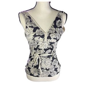 Women’s Floral Black and Beige V Neck Tank Sz M
